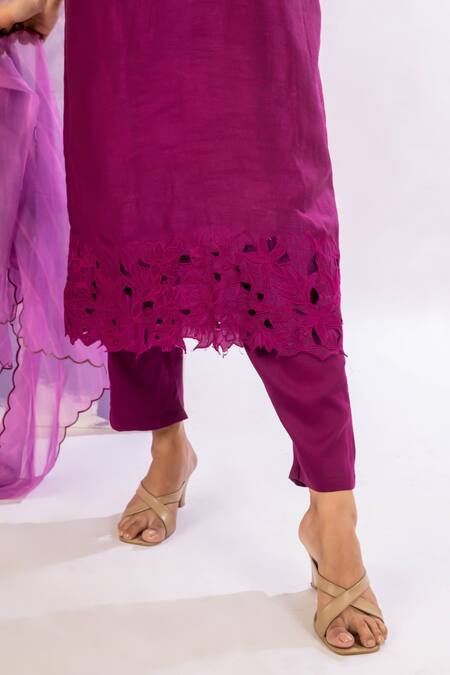 Buy_Amethyst_Magenta Bamboo, Silk, Cotton, Organza Embellished Neckline Straight Kurta Set