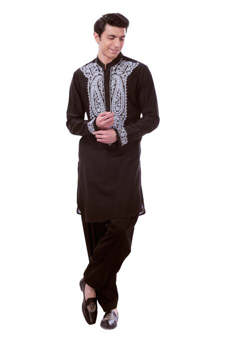 Buy Taroob Black Silk, Cotton Embroidery Bold Paisley Dori Work Kurta Set Online at Aza Fashions Buy_Taroob_Black Silk, Cotton Embroidery Bold Paisley Dori Work Kurta Set _Online_at_Aza_Fashions