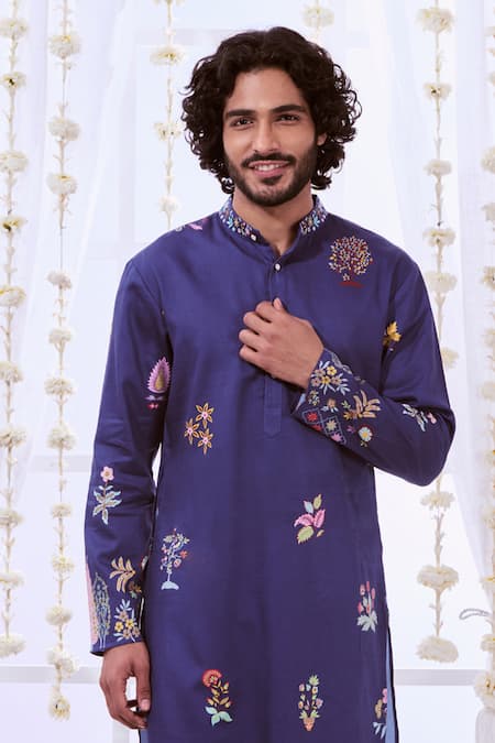 Taroob_Multi Color Silk, Cotton Embroidery Nizam Kalamkari Print Kurta Set _at_Aza_Fashions