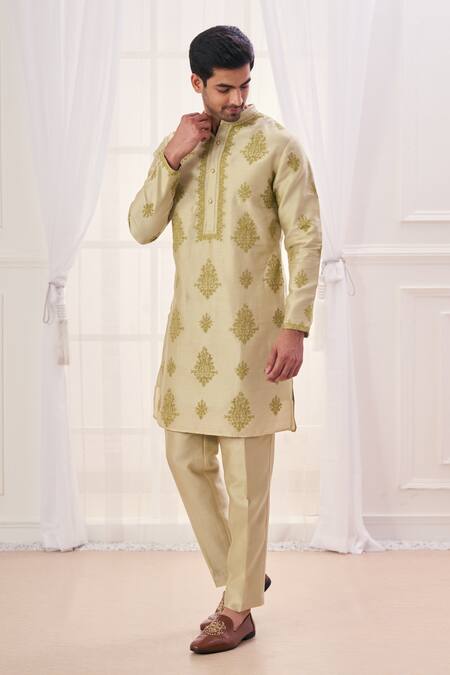Taroob Green Silk, Cotton Embroidery Heritage Paisley Kurta Set at Aza Fashions Taroob_Green Silk, Cotton Embroidery Heritage Paisley Kurta Set_at_Aza_Fashions