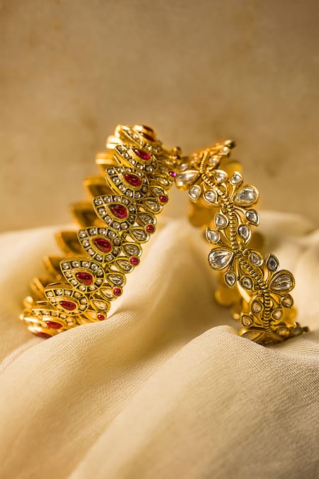 Tribe Amrapali Anika Stone Studded Wave Bangle- Single Pc 