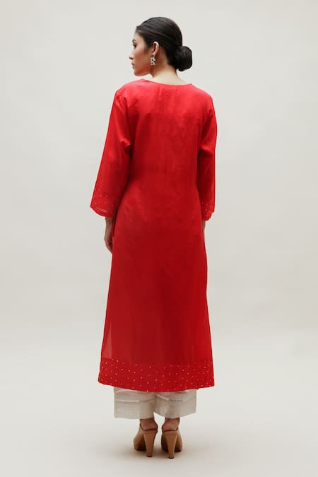 Shop Naina Jain Red Silk Embroidery, Gota Patti Round Neck Hand Work Straight Kurta at Aza Fashions Shop_Naina Jain_Red Silk Embroidery, Gota Patti Round Neck Hand Work Straight Kurta _at_Aza_Fashions