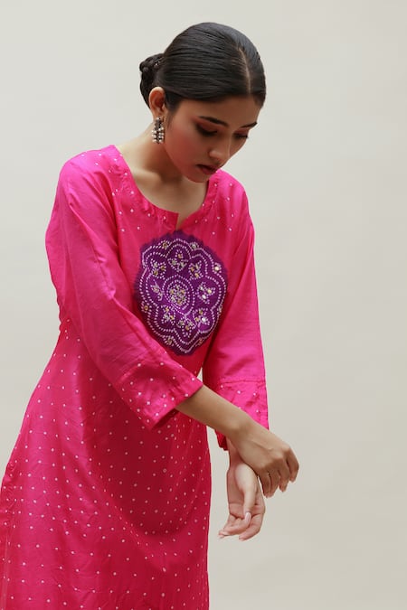Naina Jain_Pink Silk Embroidery, Gota Patti Round Neck Detailed Long Kurta _at_Aza_Fashions