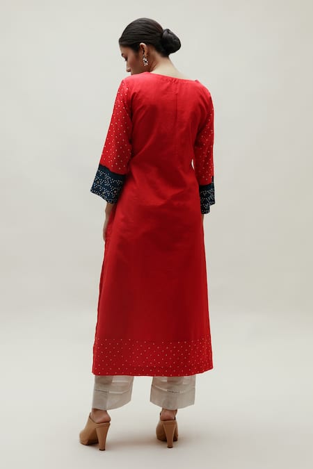 Naina Jain Hand Embroidered Yoke Straight Kurta 
