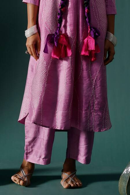 Buy_Naina Jain_Purple Silk Embroidery V-neck Bandhani Maze Pattern Long Kurta With Pant _Online_at_Aza_Fashions