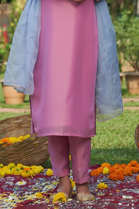 Buy Megha Pitti Pink Tissue, Chanderi Sequins V-neck Neckline Embroidered Kurta Set Online at Aza Fashions Buy_Megha Pitti_Pink Tissue, Chanderi Sequins V-neck Neckline Embroidered Kurta Set _Online_at_Aza_Fashions