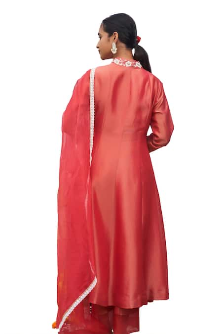 Megha Pitti_Red Tissue Embroidery, Cut Work V-neck Floral Neckline Anarkali Set _at_Aza_Fashions