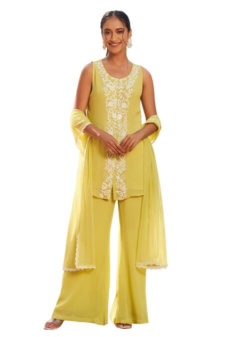 Buy_Megha Pitti_Green Georgette Cut Work, Pearls, Floral Cutdana And Embroidered Kurta Pant Set _Online_at_Aza_Fashions