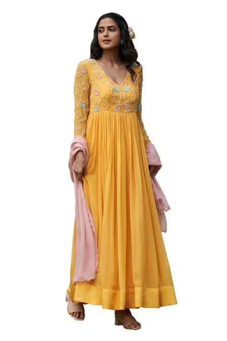 Megha Pitti_Yellow Georgette Embroidery, Pearls V-neck Anarkali With Dupatta _at_Aza_Fashions