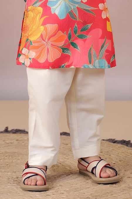 Buy Casa Ninos Multi Color Muslin, Cotton, Silk Floral Print Straight Kurta And Pyjama Set Online at Aza Fashions Buy_Casa Ninos_Multi Color Muslin, Cotton, Silk Floral Print Straight Kurta And Pyjama Set _Online_at_Aza_Fashions