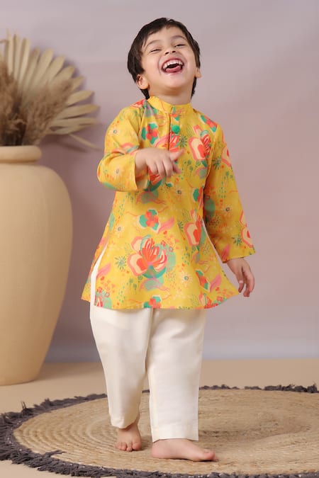 Casa Ninos_Multi Color Muslin, Cotton Straight Floral Print Kurta And Pyjama Set _Online_at_Aza_Fashions