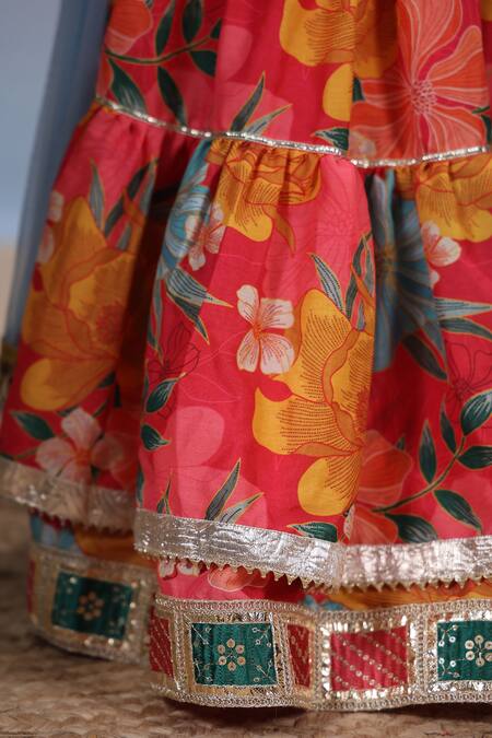 Buy_Casa Ninos_Red Net, Muslin, Cotton Sequins, Tassels Printed Layered Lehenga Set 