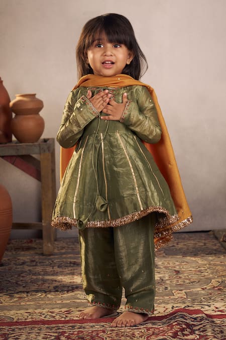Shop Vivedkids Green Tissue, Crepe Gota Patti, Sequins And Embellished Anarkali Set at Aza Fashions Shop_Vivedkids_Green Tissue, Crepe Gota Patti, Sequins And Embellished Anarkali Set _at_Aza_Fashions