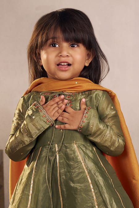 Shop Vivedkids Green Tissue, Crepe Gota Patti, Sequins And Embellished Anarkali Set Online at Aza Fashions Shop_Vivedkids_Green Tissue, Crepe Gota Patti, Sequins And Embellished Anarkali Set _Online_at_Aza_Fashions
