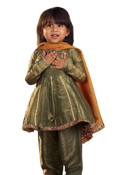 Buy Vivedkids Green Tissue, Crepe Gota Patti, Sequins And Embellished Anarkali Set Buy_Vivedkids_Green Tissue, Crepe Gota Patti, Sequins And Embellished Anarkali Set