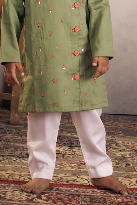 Buy_Vivedkids_Green Satin, Sequins, Embroidery Bullian Leaf Kurta Set _Online_at_Aza_Fashions
