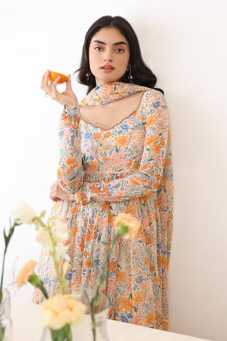 Buy_Baise Gaba_Off White Chiffon, Rayon Lace, Beads, Enigma Floral Print Anarkali Pant Set 