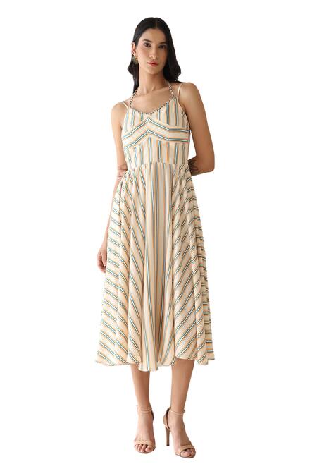 Baise Gaba Off White Rayon Sweetheart Neck Sonnet Printed Dress Online at Aza Fashions Baise Gaba_Off White Rayon Sweetheart Neck Sonnet Printed Dress _Online_at_Aza_Fashions