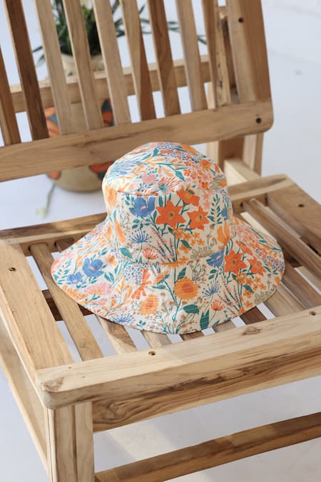 Shop_Baise Gaba_Off White Botanical Printed Reversible Bucket Hat _at_Aza_Fashions