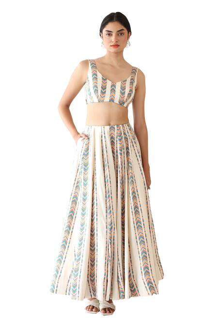 Buy Baise Gaba Off White Rayon Spectrum Online at Aza Fashions Buy_Baise Gaba_Off White Rayon Spectrum _Online_at_Aza_Fashions