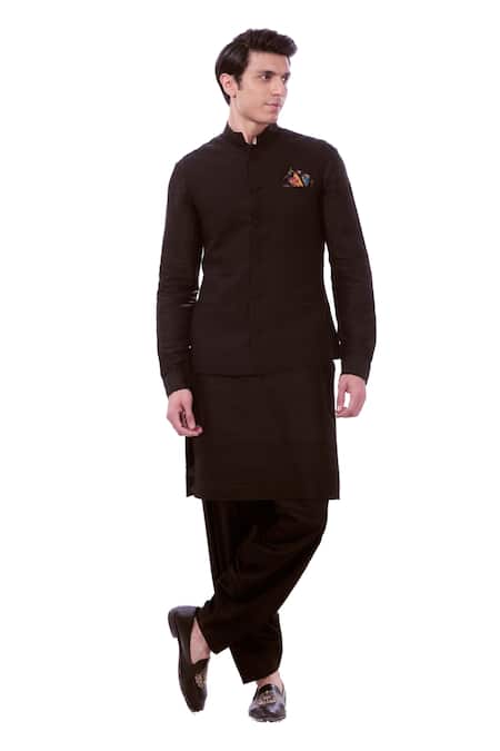 Taroob Black Wool Bundi And Kurta Set Online at Aza Fashions Taroob_Black Wool Bundi And Kurta Set _Online_at_Aza_Fashions