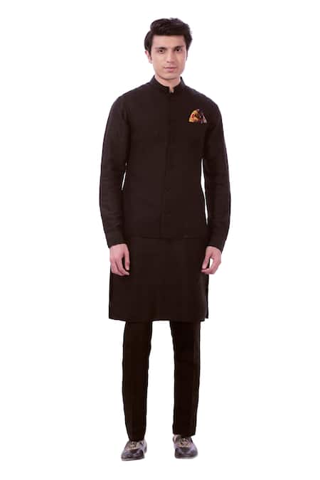 Buy Taroob Black Wool Bundi And Kurta Set Online at Aza Fashions Buy_Taroob_Black Wool Bundi And Kurta Set _Online_at_Aza_Fashions