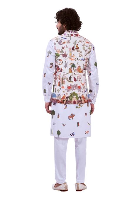 Buy Taroob White Silk Embroidery Mughal Kalamkari Bundi And Kurta Set Online at Aza Fashions Buy_Taroob_White Silk Embroidery Mughal Kalamkari Bundi And Kurta Set_Online_at_Aza_Fashions