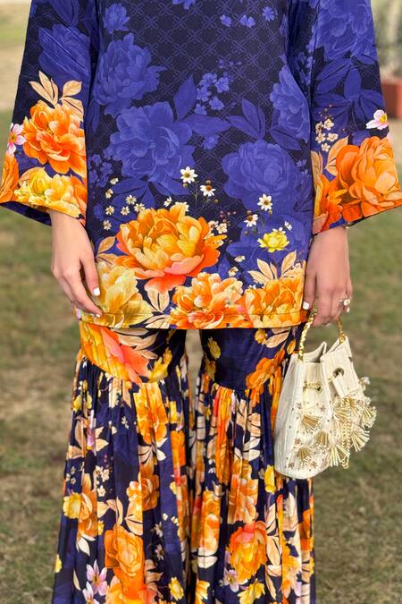 Buy_Be Chic_Purple Crepe Embroidery Scoop Neck Coral Bloom Print Kurta With Sharara 