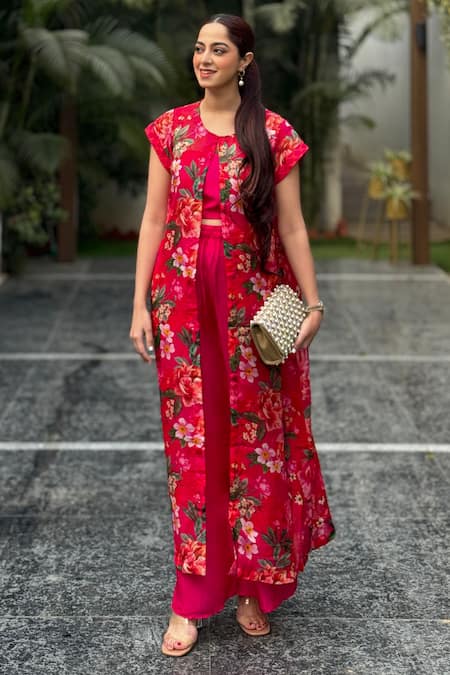 Buy_Be Chic_Pink Crepe Round Neck Flora Rosa Print Jacket Flared Pant Set _Online_at_Aza_Fashions