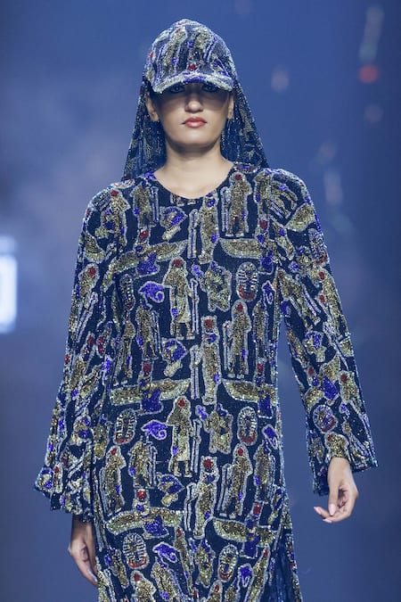 Shop_Itrh_Black Net Embellished Crystal Round Nile Essence Kaftan With Cap 