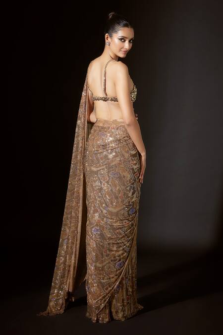 Buy Itrh Gold Net Crystals, Ancient Glyphs Embellished Pre-stitched Saree With Blouse Buy_Itrh_Gold Net Crystals, Ancient Glyphs Embellished Pre-stitched Saree With Blouse