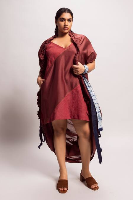 Diksha Khanna Chanderi Ruffled Border Cape 