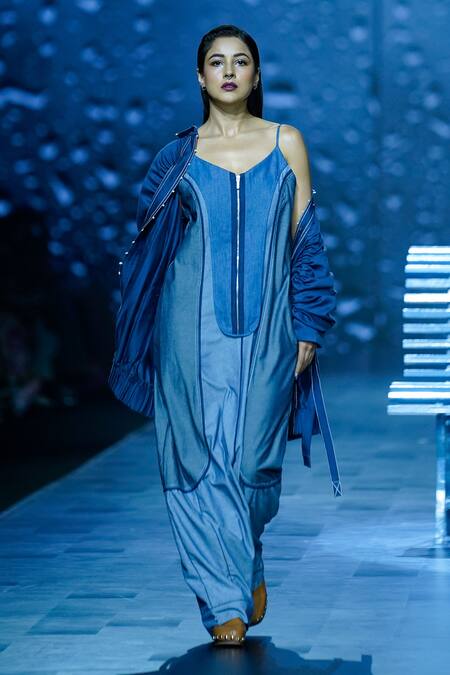 Diksha Khanna_Blue Denim Sweetheart Neck Cowl Hem Jumpsuit _Online_at_Aza_Fashions