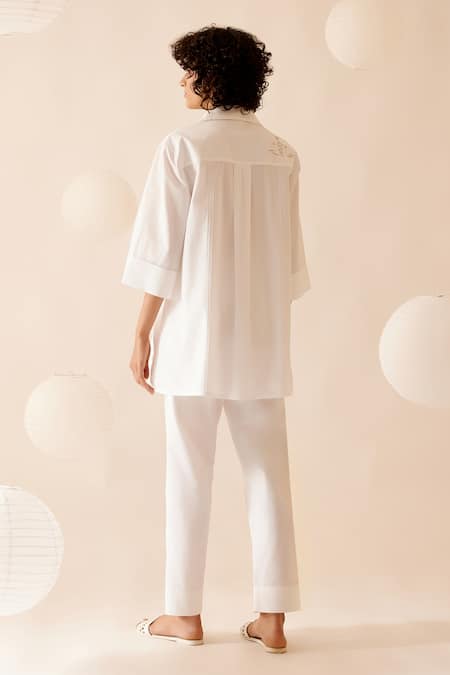 Shop Bunka White Cotton Embroidery Collared Chintz Fleur Top at Aza Fashions Shop_Bunka_White Cotton Embroidery Collared Chintz Fleur Top _at_Aza_Fashions