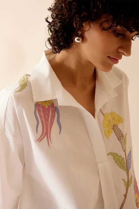 Shop Bunka White Cotton Embroidery, Patchwork Collared Naina Floral Shirt Shop_Bunka_White Cotton Embroidery, Patchwork Collared Naina Floral Shirt