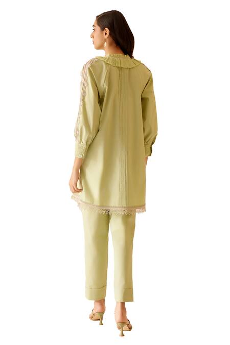 Bunka Green Cotton Poplin Nysa Narrow Fit Pant at Aza Fashions Bunka_Green Cotton Poplin Nysa Narrow Fit Pant _at_Aza_Fashions