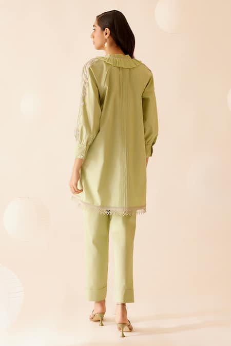 Shop Bunka Green Cotton Poplin Nysa Narrow Fit Pant at Aza Fashions Shop_Bunka_Green Cotton Poplin Nysa Narrow Fit Pant _at_Aza_Fashions