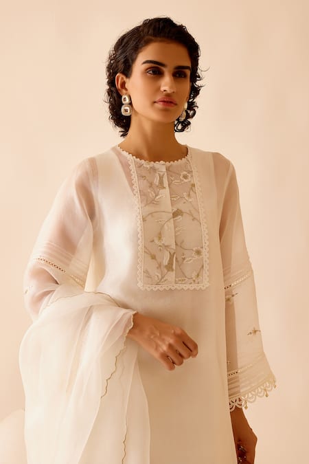 Bunka Ivory Organza, Samya Floral Thread Embellished Straight Kurta Pant Set Online at Aza Fashions Bunka_Ivory Organza, Samya Floral Thread Embellished Straight Kurta Pant Set _Online_at_Aza_Fashions