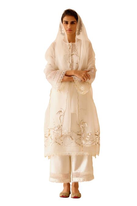 Buy Bunka Ivory Organza, Samya Floral Thread Embellished Straight Kurta Pant Set Online at Aza Fashions Buy_Bunka_Ivory Organza, Samya Floral Thread Embellished Straight Kurta Pant Set _Online_at_Aza_Fashions