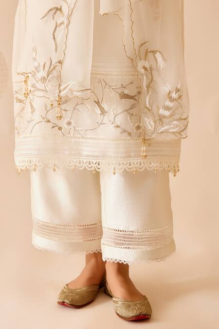 Shop Bunka Ivory Organza, Samya Floral Thread Embellished Straight Kurta Pant Set Online at Aza Fashions Shop_Bunka_Ivory Organza, Samya Floral Thread Embellished Straight Kurta Pant Set _Online_at_Aza_Fashions