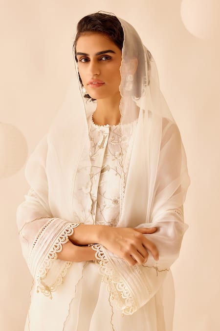 Bunka Ivory Organza, Samya Floral Thread Embellished Straight Kurta Pant Set at Aza Fashions Bunka_Ivory Organza, Samya Floral Thread Embellished Straight Kurta Pant Set _at_Aza_Fashions
