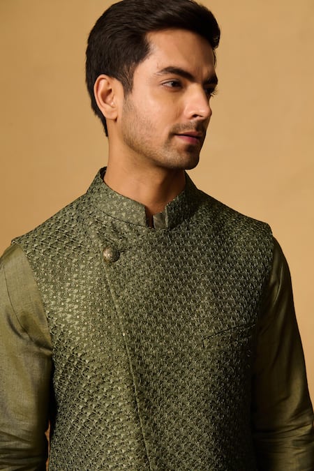 Philocaly Green Silk Embroidery Gold Dori Bundi Online at Aza Fashions Philocaly_Green Silk Embroidery Gold Dori Bundi _Online_at_Aza_Fashions