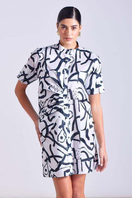 Buy Zosia Black Linen, Satin Bandeau Neck Toris Stroke Print Dress Buy_Zosia_Black Linen, Satin Bandeau Neck Toris Stroke Print Dress