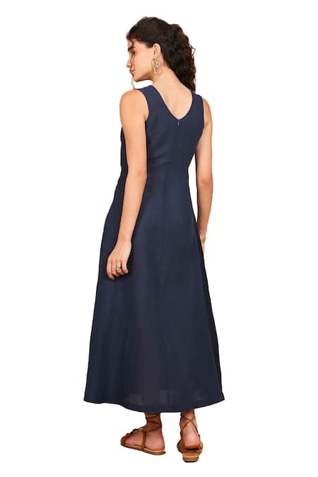 The Right Cut Blue Linen Embroidery V-neck Persian Cutwork Leaf Maxi Dress Online at Aza Fashions The Right Cut_Blue Linen Embroidery V-neck Persian Cutwork Leaf Maxi Dress _Online_at_Aza_Fashions