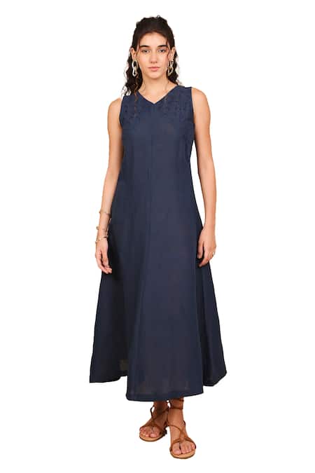 Buy The Right Cut Blue Linen Embroidery V-neck Persian Cutwork Leaf Maxi Dress Online at Aza Fashions Buy_The Right Cut_Blue Linen Embroidery V-neck Persian Cutwork Leaf Maxi Dress _Online_at_Aza_Fashions