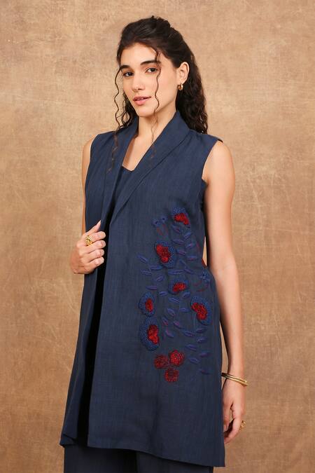 The Right Cut Blue Linen, Cotton Embroidery Round Neck Iris Bloom Blazer Pant Set at Aza Fashions The Right Cut_Blue Linen, Cotton Embroidery Round Neck Iris Bloom Blazer Pant Set _at_Aza_Fashions