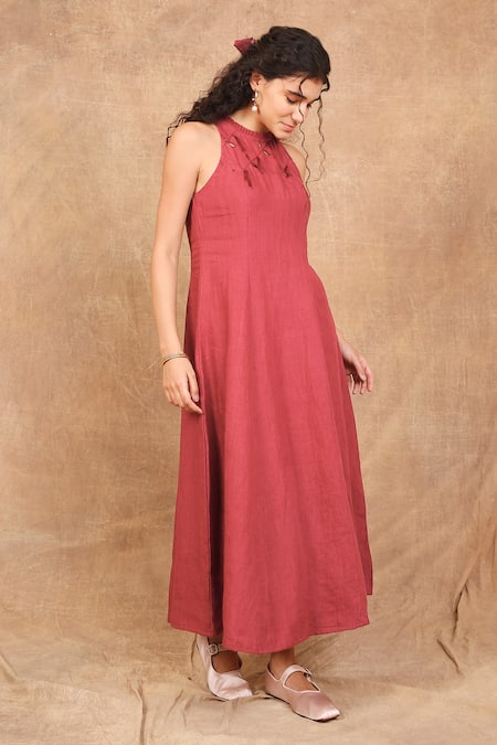 The Right Cut Red Linen Embroidery Halter Neck Persian Leaf Cutwork Midi Dress at Aza Fashions The Right Cut_Red Linen Embroidery Halter Neck Persian Leaf Cutwork Midi Dress _at_Aza_Fashions