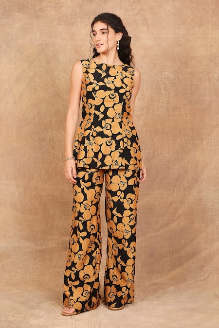 The Right Cut Abstract Florets Printed Top & Pant Co-ord Set 