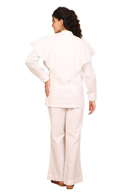 The Right Cut_White Cotton Bandeau Neck Forest Solid Collared Shirt _Online_at_Aza_Fashions