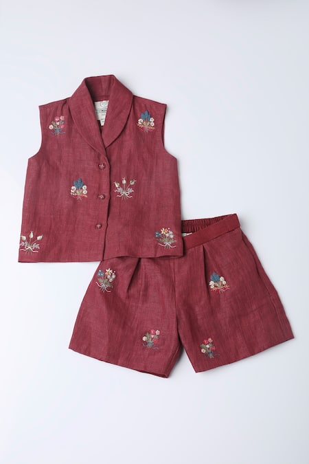 The Right Cut_Red Linen Embroidery Hand Jacket With Shorts _Online_at_Aza_Fashions